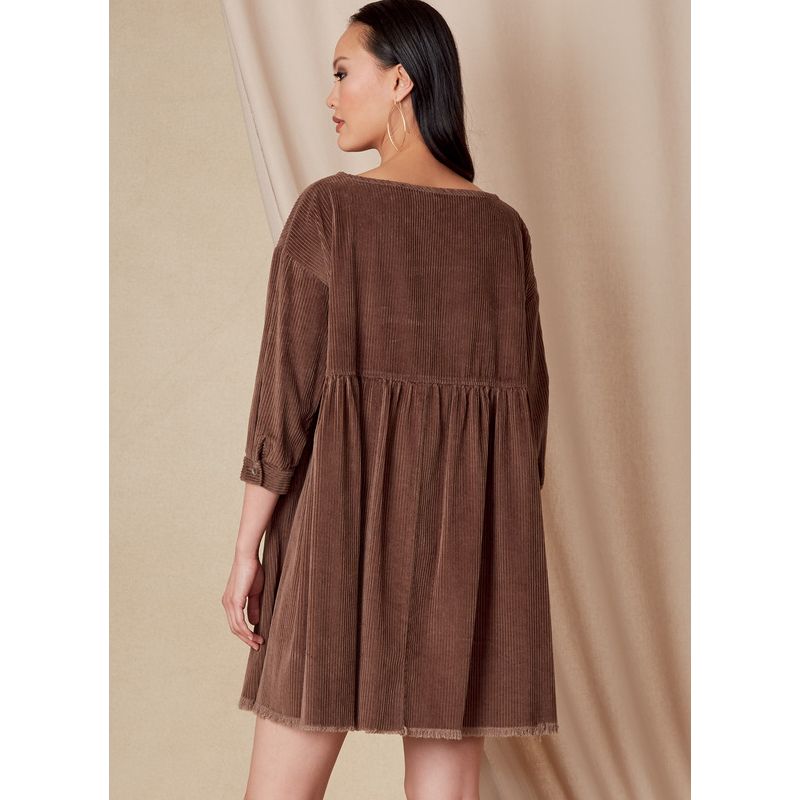 Patron Vogue 1821 A - Robe évasée mi-longue à épaules basses