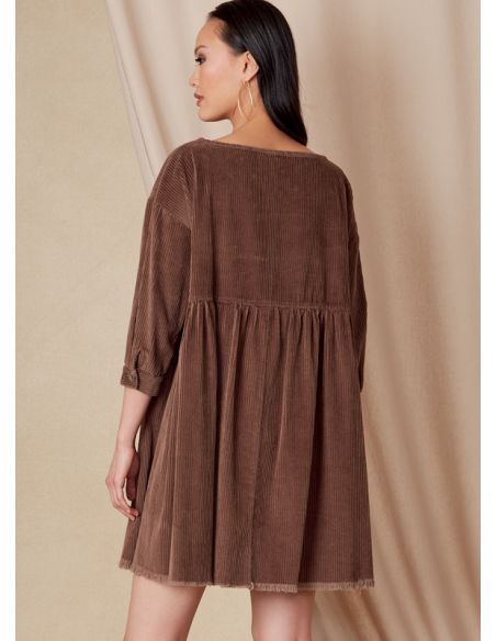 Patron Vogue 1821 A - Robe évasée mi-longue à épaules basses