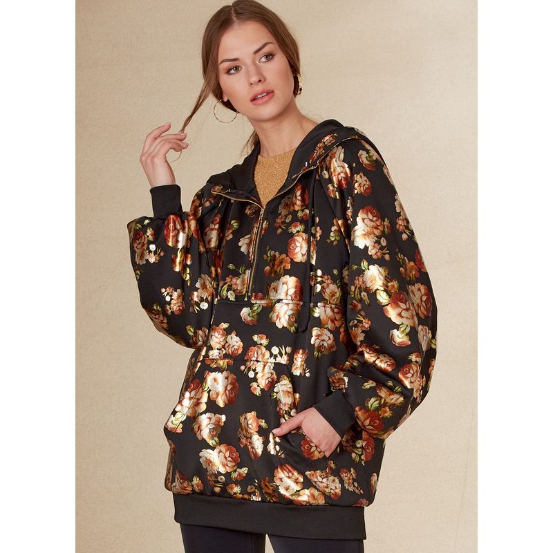 Patron Vogue 1826 A - Sweat femme ample à manches raglan avec capuche