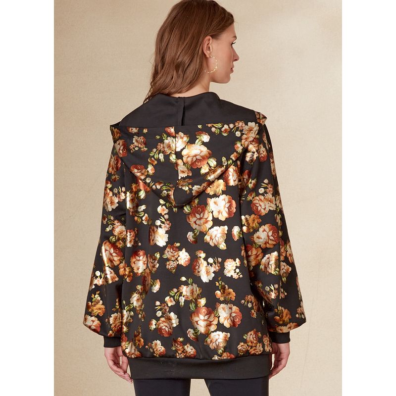 Patron Vogue 1826 A - Sweat femme ample à manches raglan avec capuche