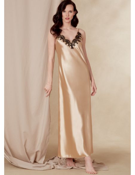 Patron Vogue 1834 F5 - Ensemble lingerie femme : peignoir, nuisette, short et robe