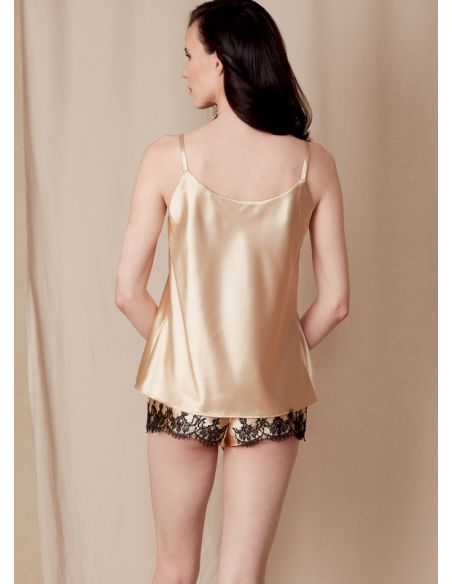 Patron Vogue 1834 F5 - Ensemble lingerie femme : peignoir, nuisette, short et robe