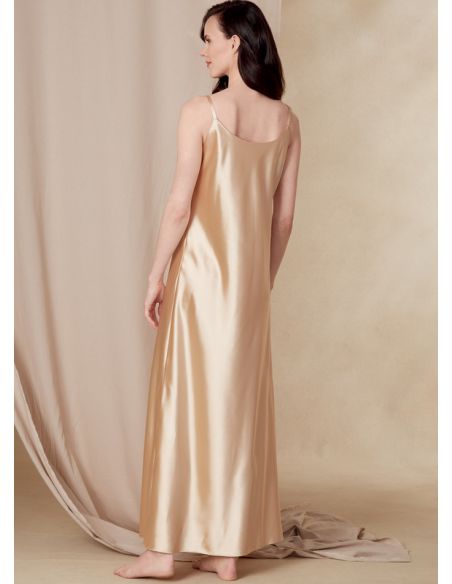 Patron Vogue 1834 F5 - Ensemble lingerie femme : peignoir, nuisette, short et robe