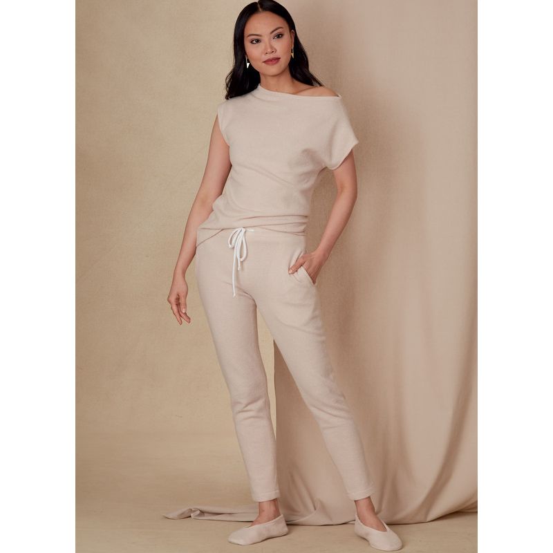 Patron Vogue 1835 A - Ensemble femme lounge : top, pantalon et chaussons