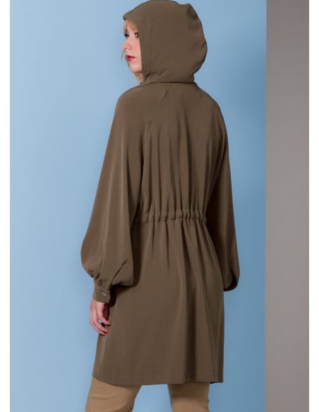 Patron Vogue 1840 A - Veste femme zippée à manches raglan et taille resserrée