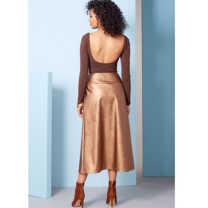 Patron Vogue 1850 B5 - Jupe portefeuille à coupe asymétrique