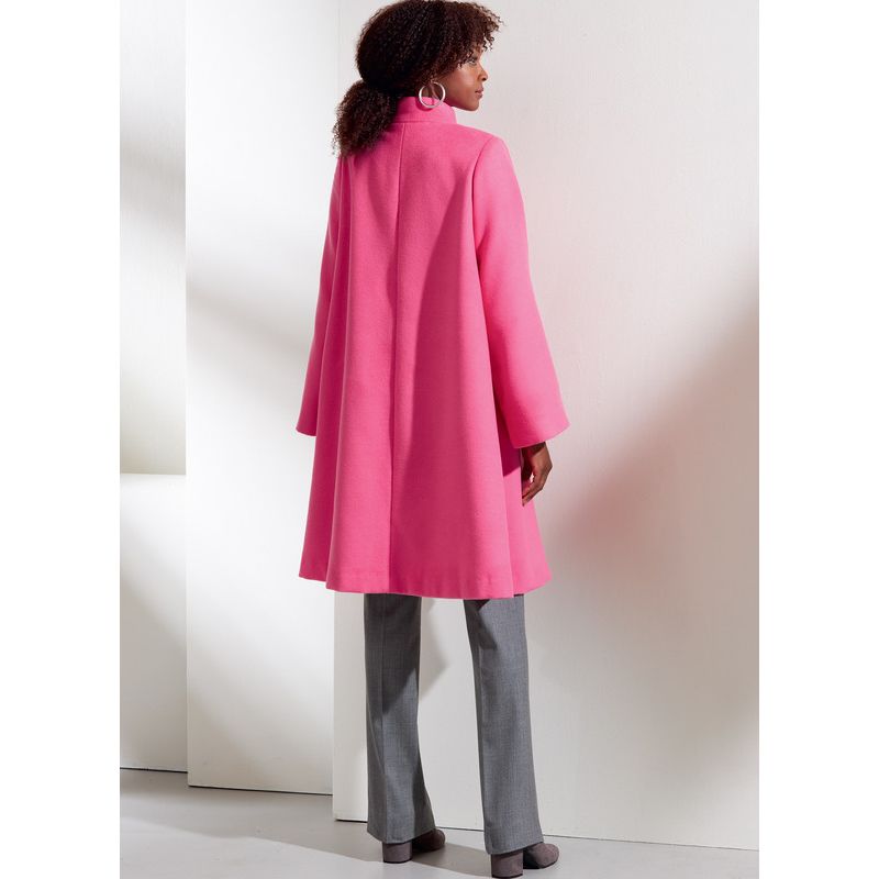 Patron Vogue 1866 A5 - Manteau femme évasé à double boutonnage avec manches larges