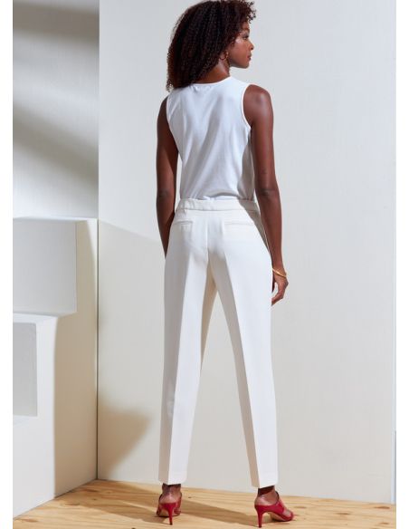Patron Vogue 1867 A5 - Ensemble blazer et pantalon pour femme