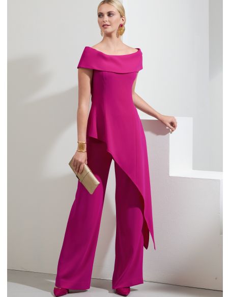 Patron Vogue 1869 F5 - Ensemble de soirée : Top à épaules dénudées et bas asymétrique accompagné d'un pantalon large