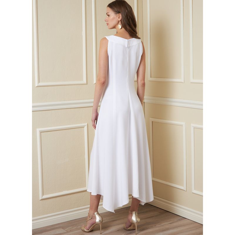 Patron Vogue 1878 E5 - Robe cintrée puis évasée