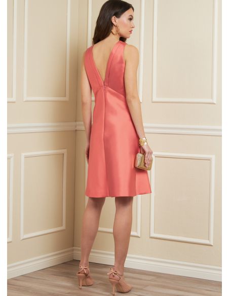 Patron Vogue 1879 A5 - Robe style trapèze