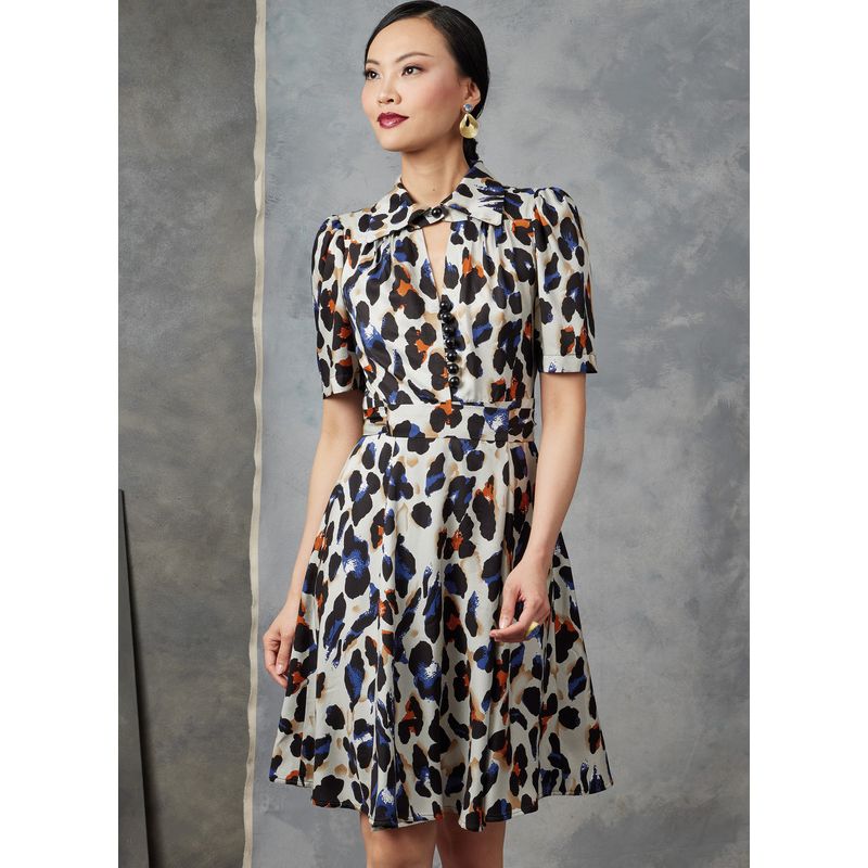 Patron Vogue 1908 A - Robe non doublée, moulante sur la poitrine