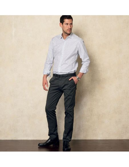 Patron Vogue 8940 MUU - Ensemble homme : Caban et pantalon