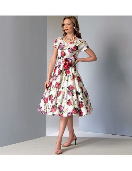 Patron Vogue 9106 A5 - Robe femme inspirée des années 1950