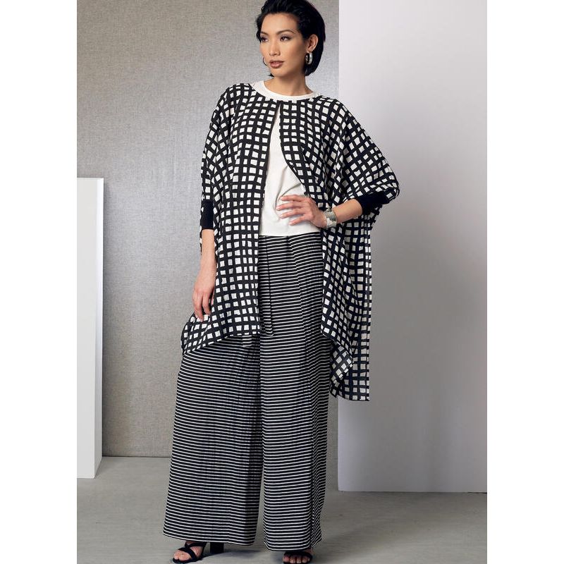 Patron Vogue 9191 ZZ - Ensemble femme : Ponchos, top, pantalon et short