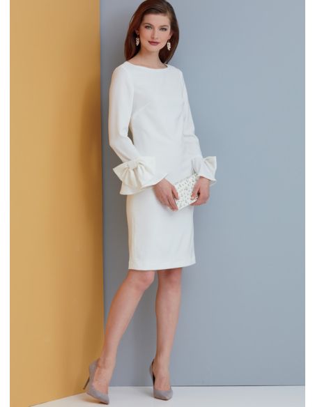 Patron Vogue 9325 A5 - Robe femme style fourreau, disponible avec ou sans poignets volantés