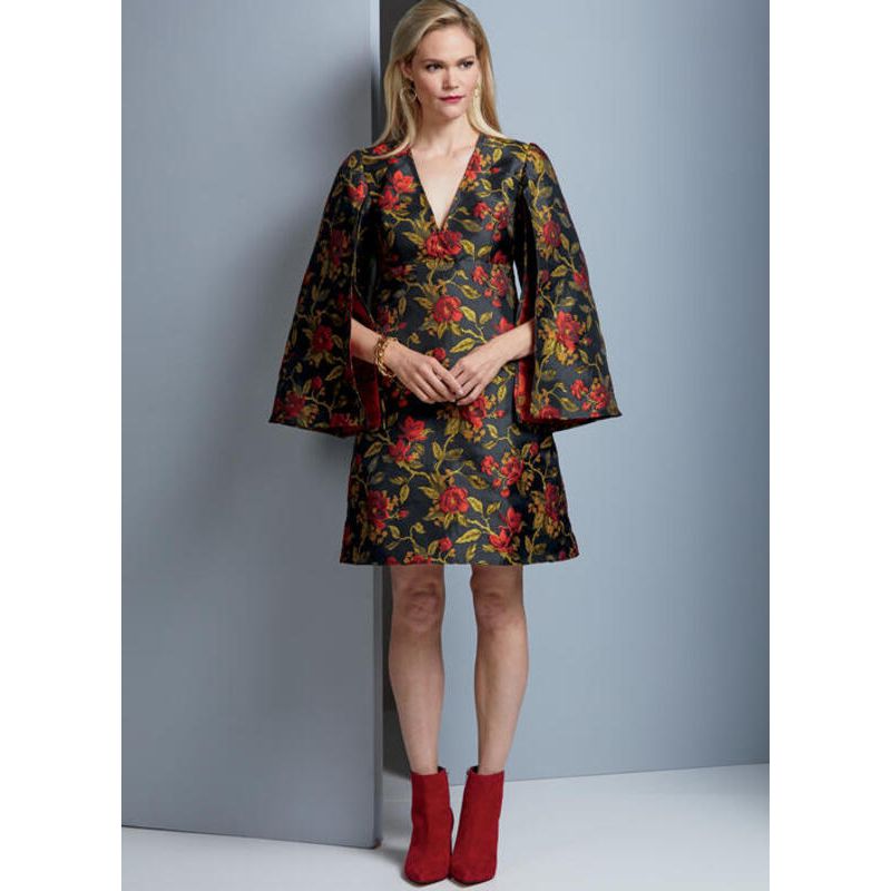 Patron Vogue 9344 E5 - Robes femme avec choix de manches fendues ou style bishop