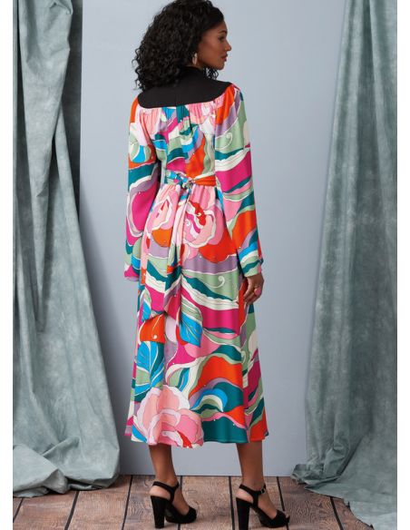 Patron Vogue 1921 A5 - Robe femme ample avec empiècements