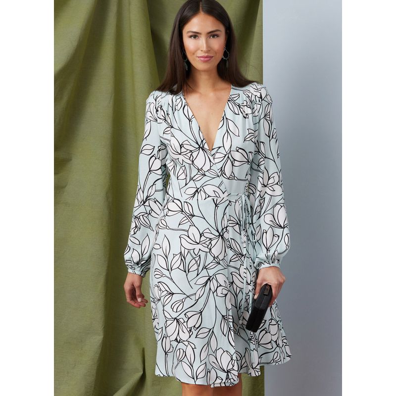 Patron Vogue 1928 F5 - Nuisette raffinée femme