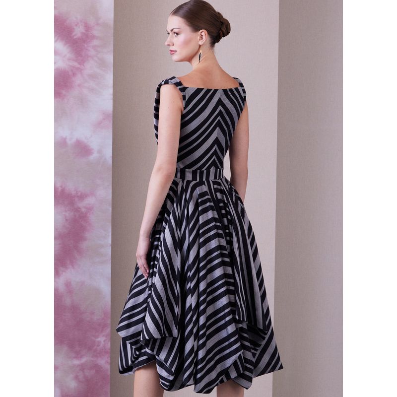 Patron Vogue 1935 B5 - Robe avec corsage dans le biais