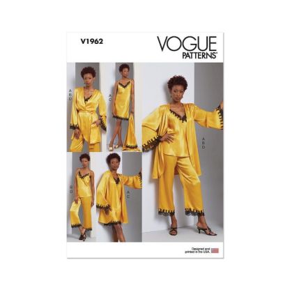 Patron Vogue 1962 F5 - Robe de chambre, camisole, jupon et pantalon