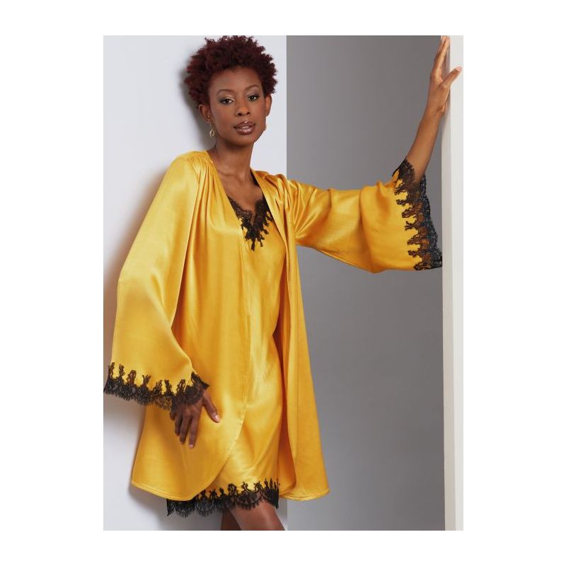 Patron Vogue 1962 F5 - Robe de chambre, camisole, jupon et pantalon