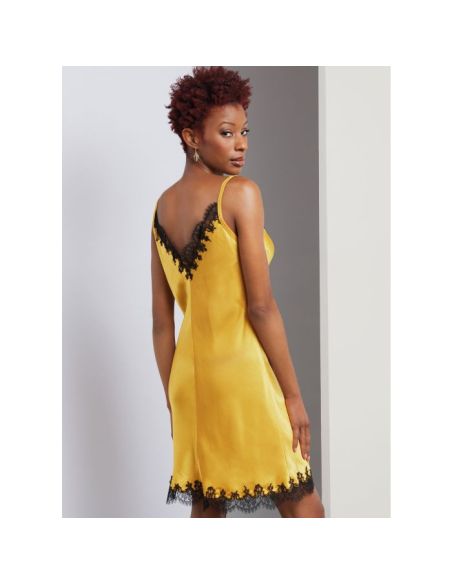 Patron Vogue 1962 F5 - Robe de chambre, camisole, jupon et pantalon