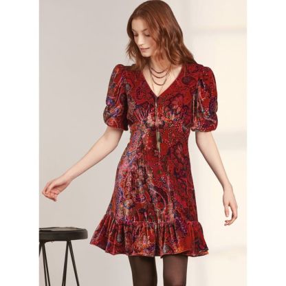 Patron Simplicity 9642.D5 - Robe 2