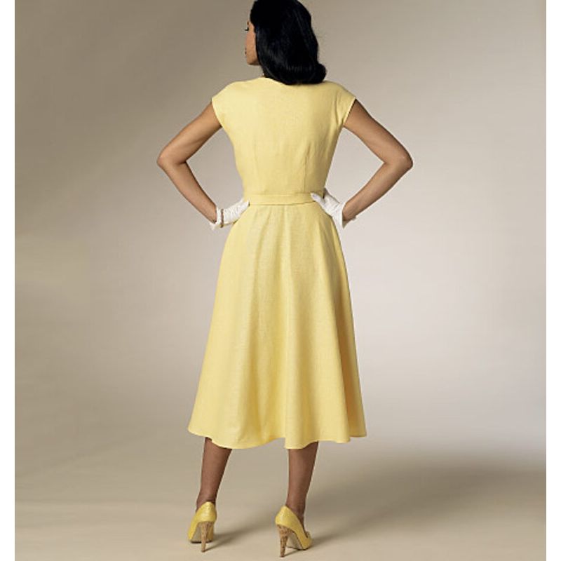 Patron Butterick 6211/A5 - Robe et ceinture