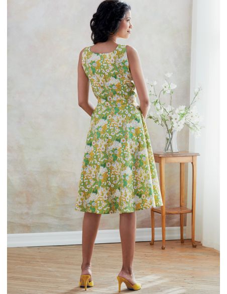 Patron Butterick 6674/A5 - Robe, ceinture et sac à main