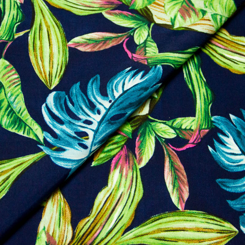 Étoffe 100% viscose - Feuillage tropical