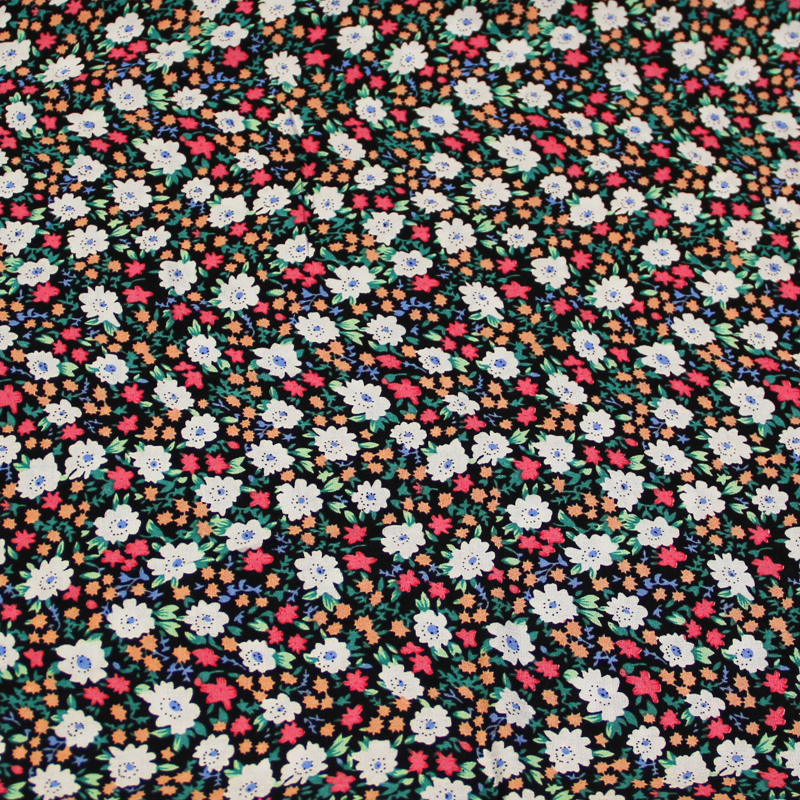 Étoffe 100% viscose - Fleuri ciel sur fond noir fleuri multicolore