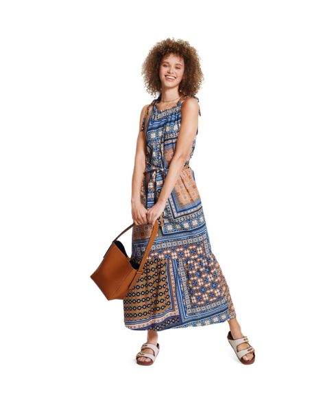 Patron Burda 5810 - Robe