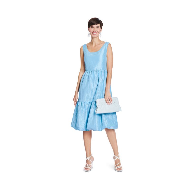 Patron Burda 5813 - Robe