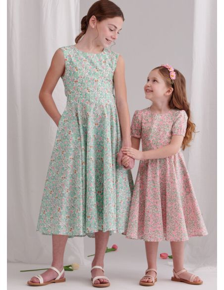 Patron Simplicity S9799.HH - Robe