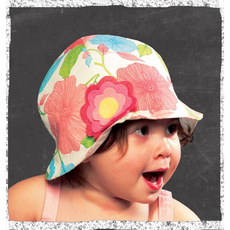 Patron McCall's 6762.OSZ - Chapeaux pour bébé