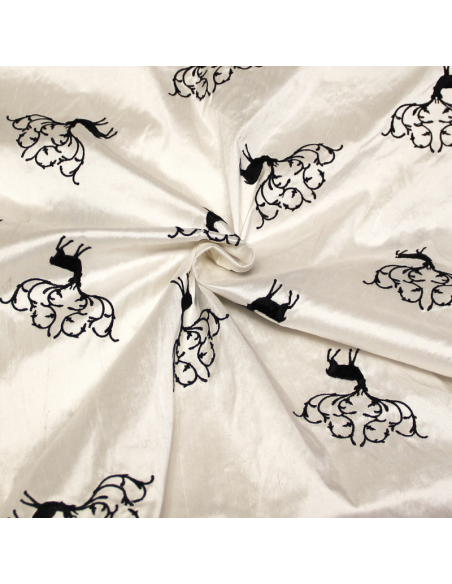 Soie sauvage 100% soie brodée - Cerf noir fond blanc cassé