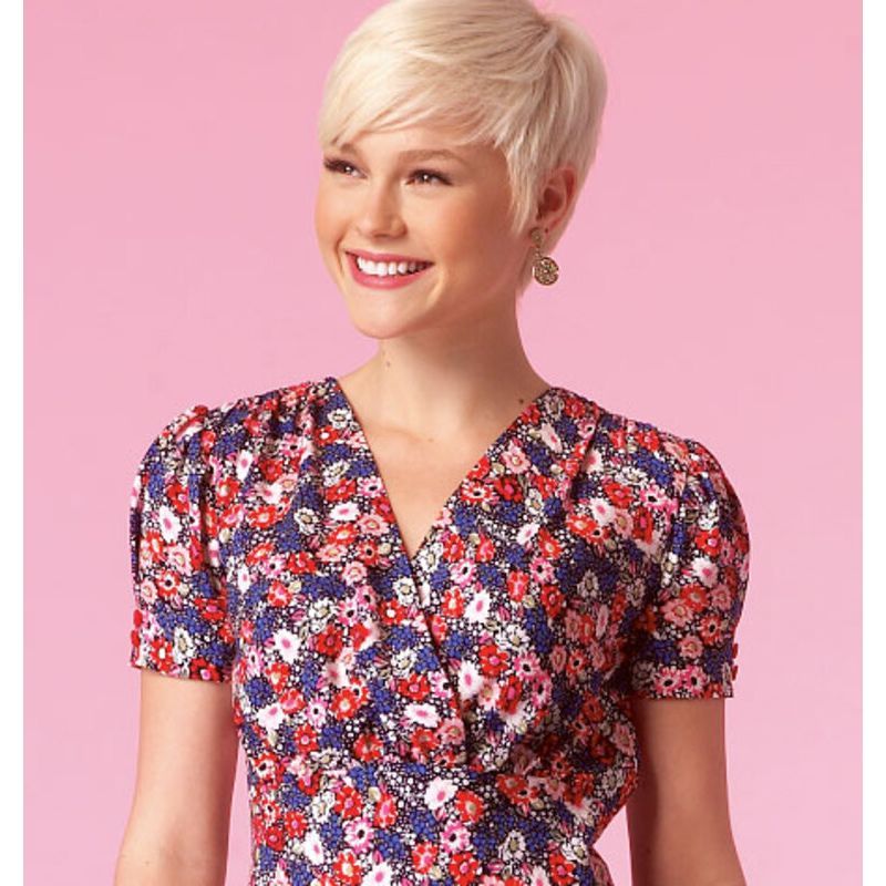 Patron McCall's 7116.B5 - Robe