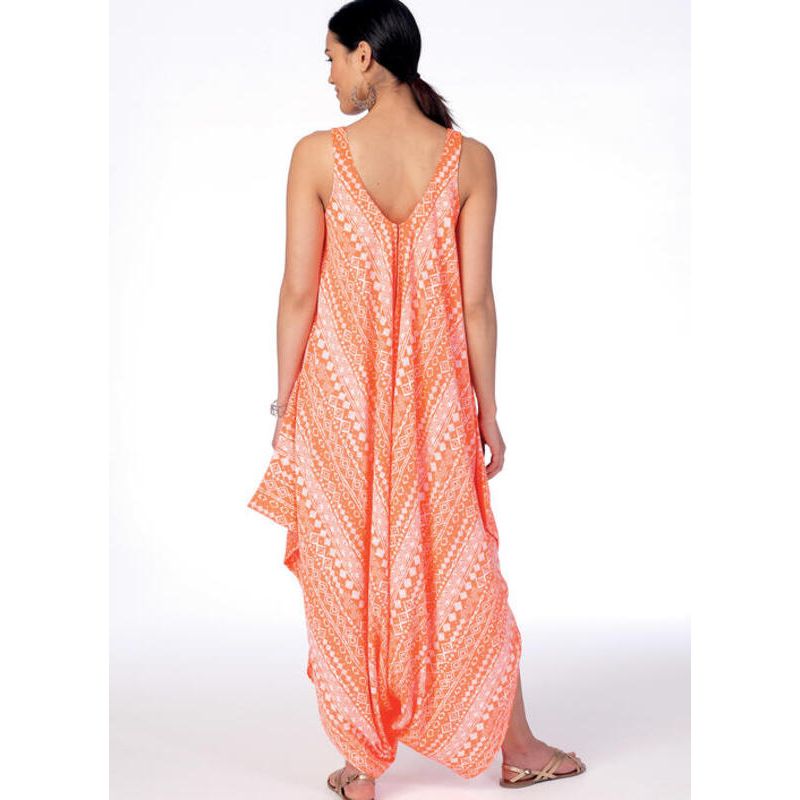 Patron McCall's 7402.Y - Robes et combinaison