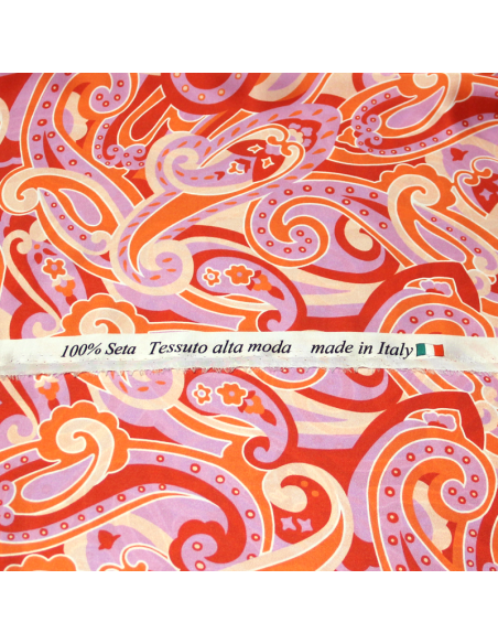 Satin 100% soie - Cachemire ton rouge fond lilas