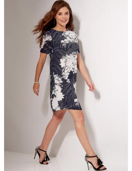 Patron McCall's 7533.B5 - Robes