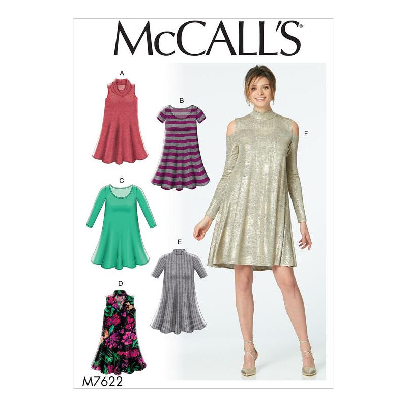 Patron McCall's 7622.Y - Robes