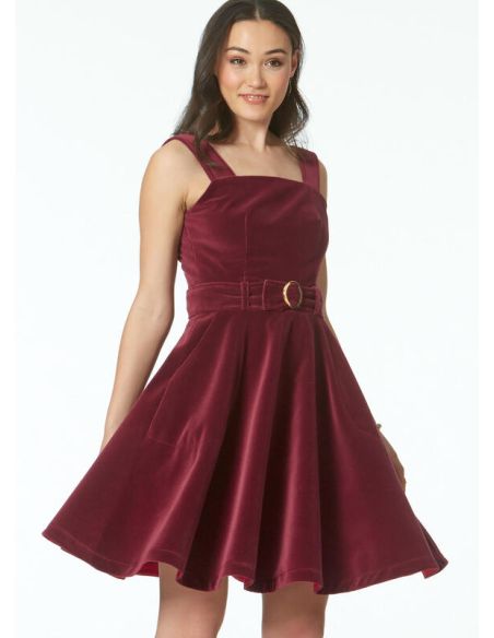 Patron McCall's 7626.AX5 - Robes, barboteuse et combinaison