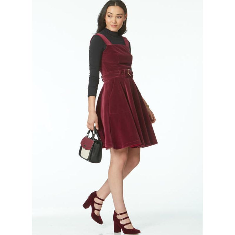 Patron McCall's 7626.AX5 - Robes, barboteuse et combinaison