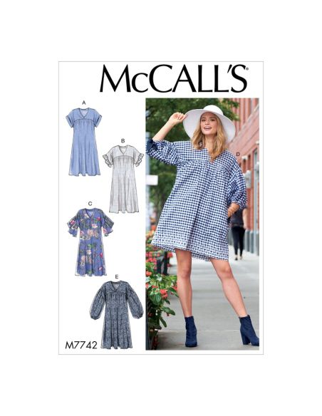 Patron McCall's 7742.Y - Robes