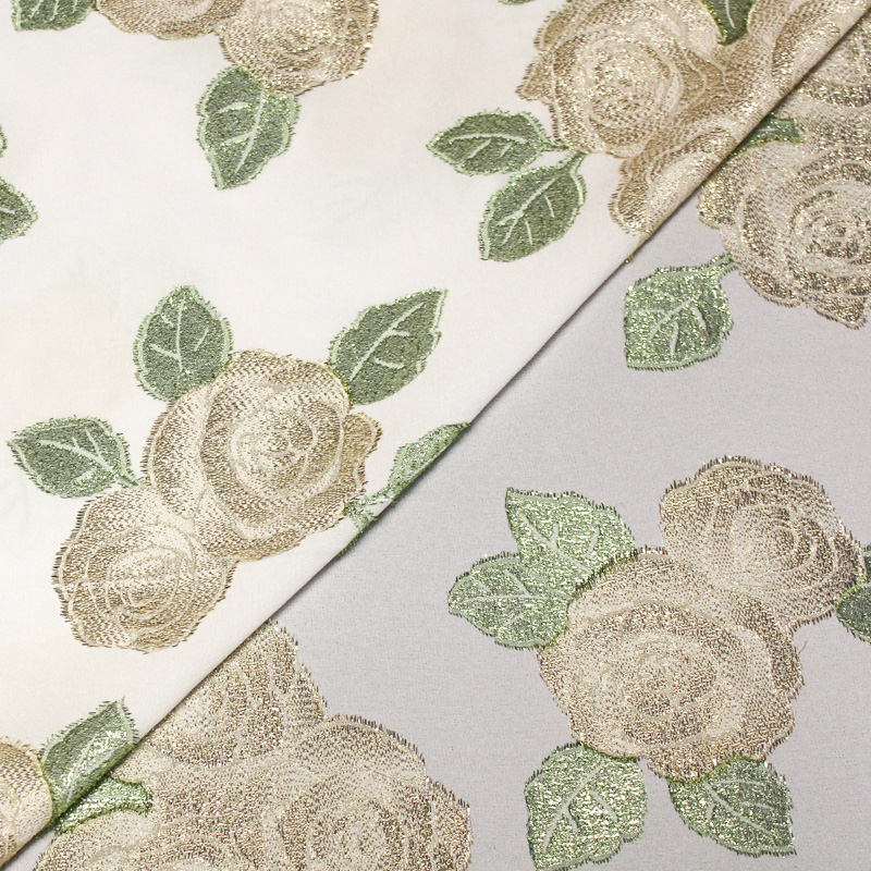 Crêpe envers satin de soie jacquard - Bouquet de rose vert & or