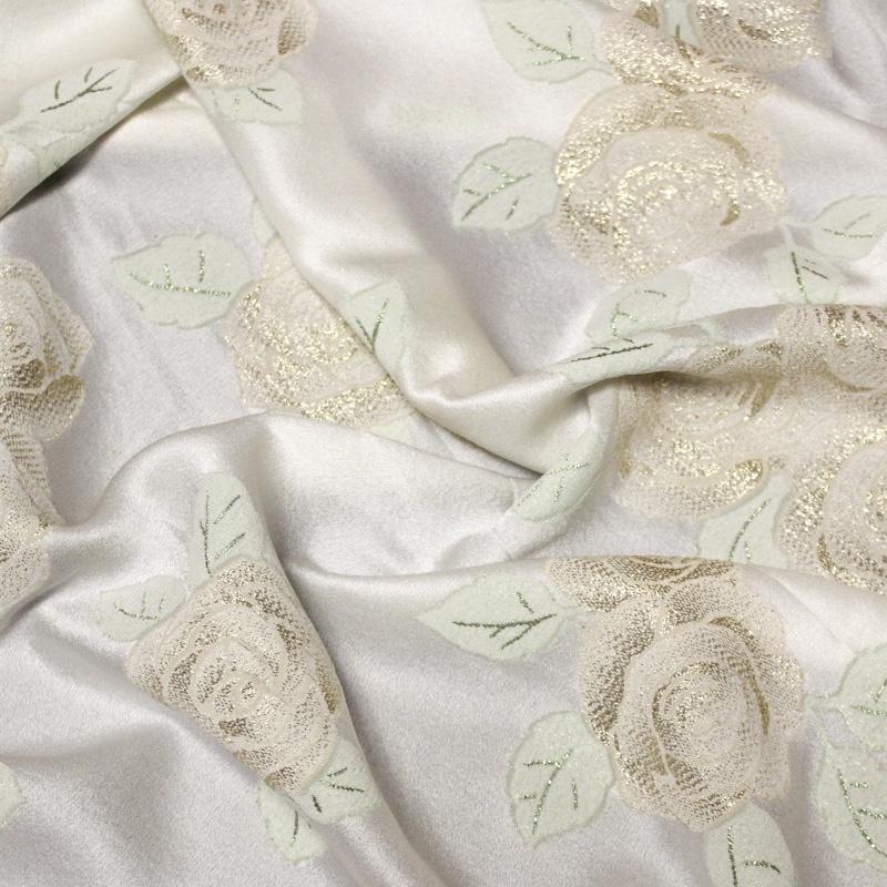 Crêpe envers satin de soie jacquard - Bouquet de rose vert & or