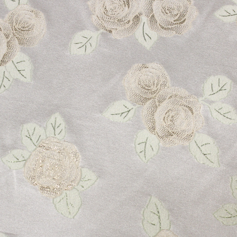 Crêpe envers satin de soie jacquard - Bouquet de rose vert & or