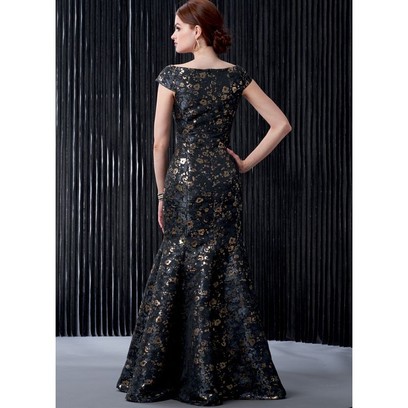 Patron McCall's 7865.A5 - Robes