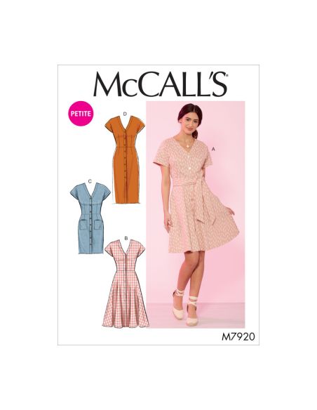 Patron McCall's 7920.A5 - Robes